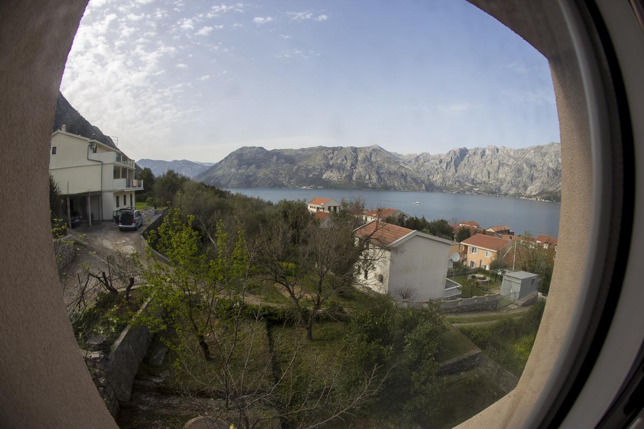 Lux Apartments Fabris Kotor Exteriör bild